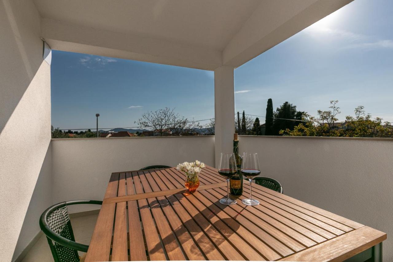 Apartment Ana *